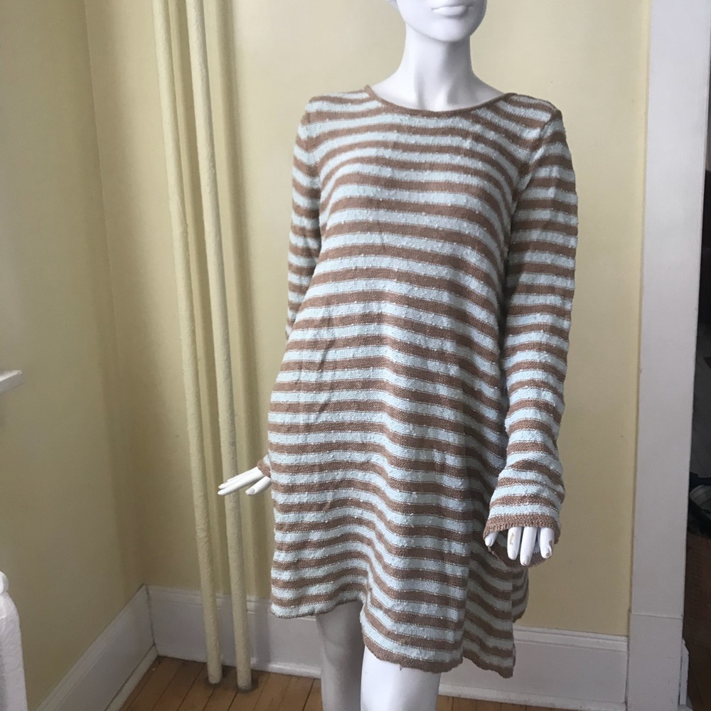 NWT Free People sweater tunic. Mint & camel